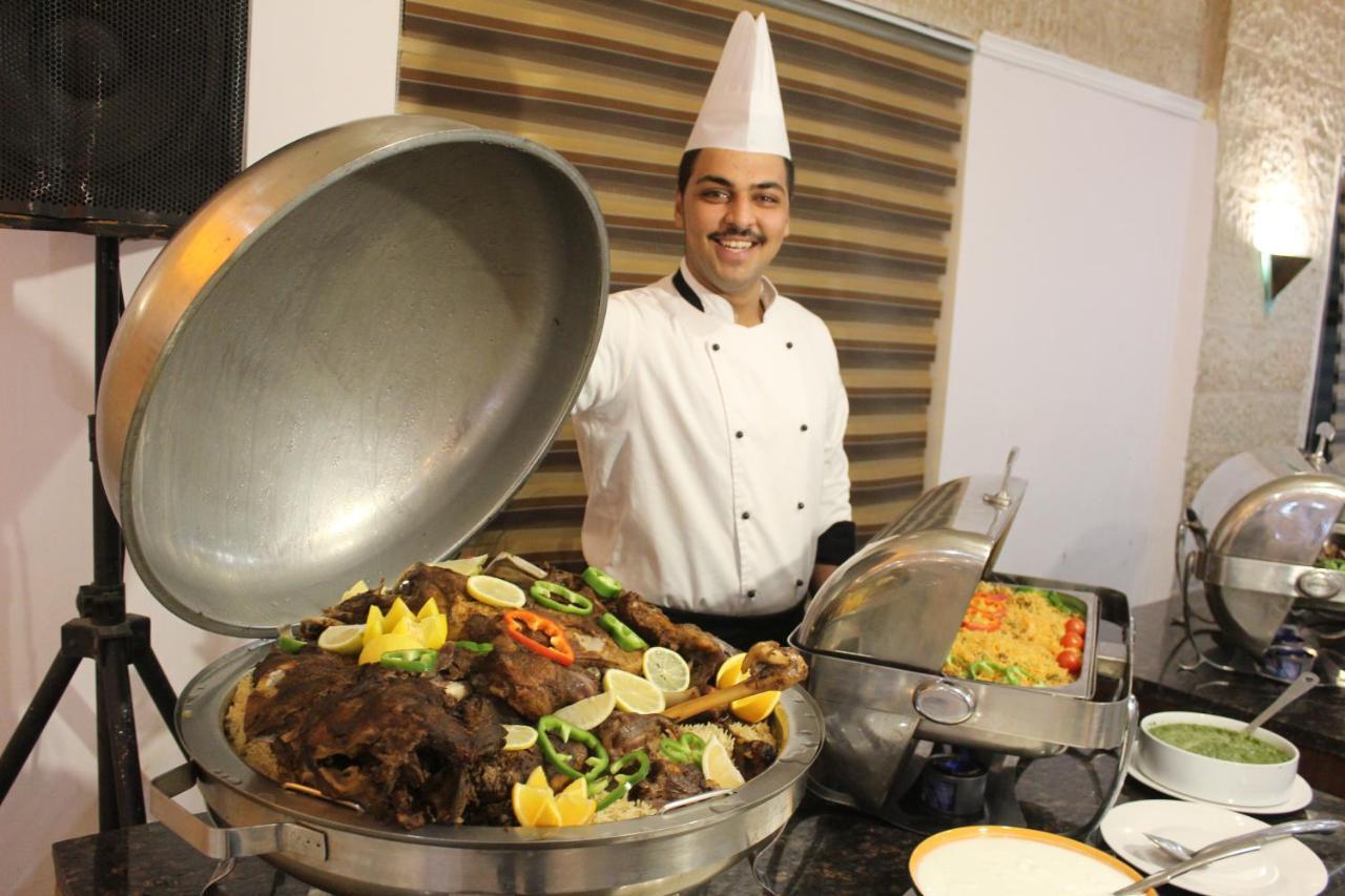 Edom Hotel Wadi Musa Luaran gambar